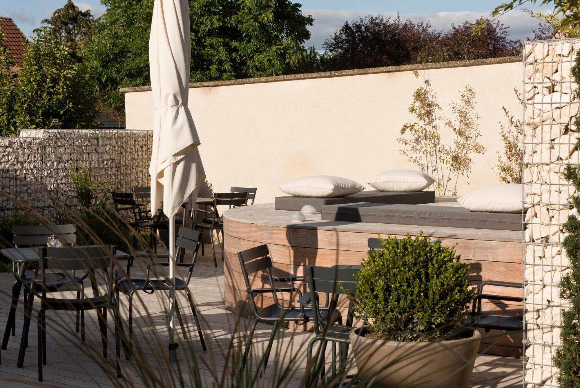 Hotel De France Montmarault Eksteriør billede